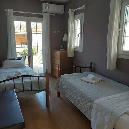Morris Villa